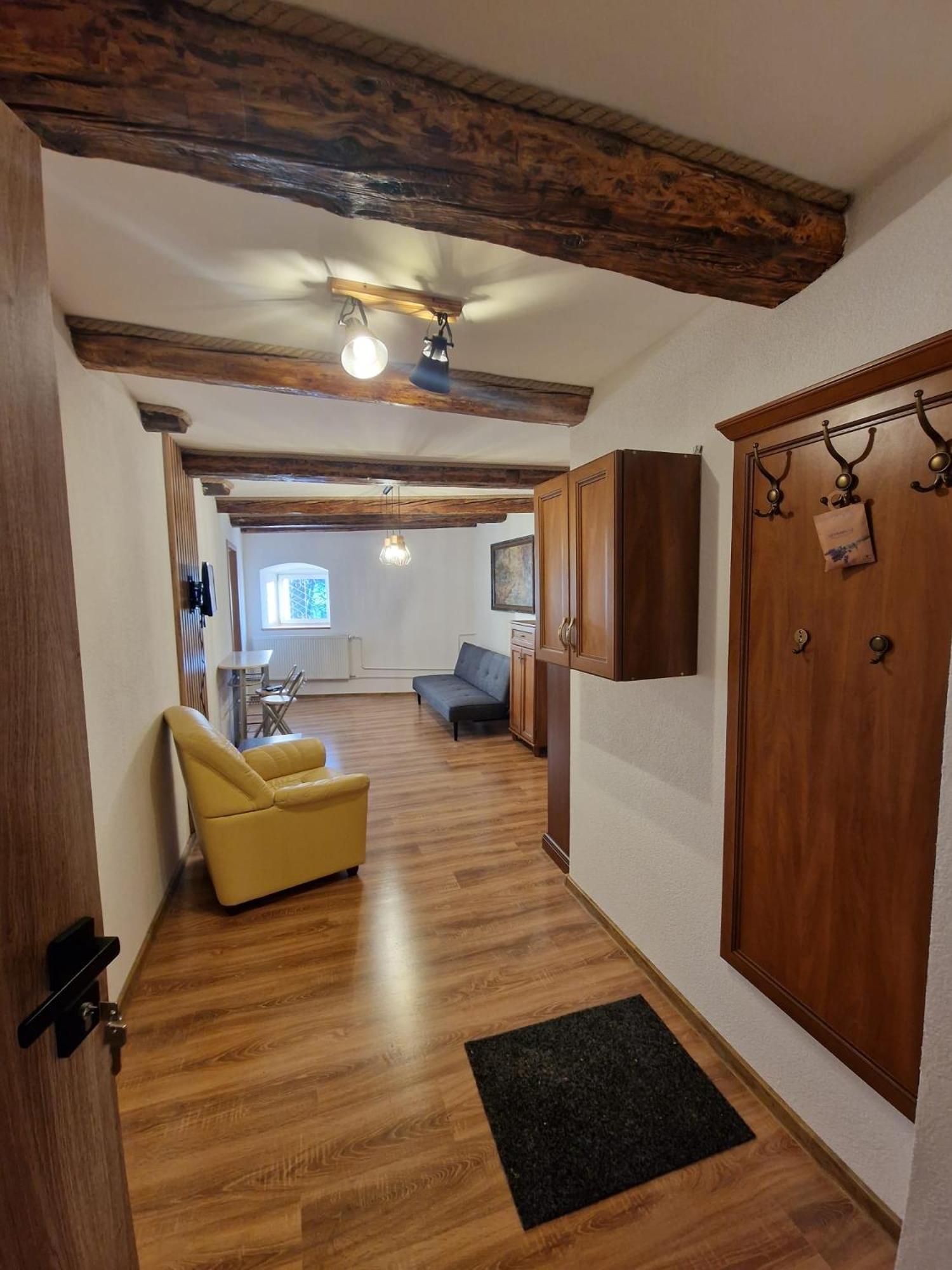 Apartman Velicka Vinaren Poprad Exterior photo
