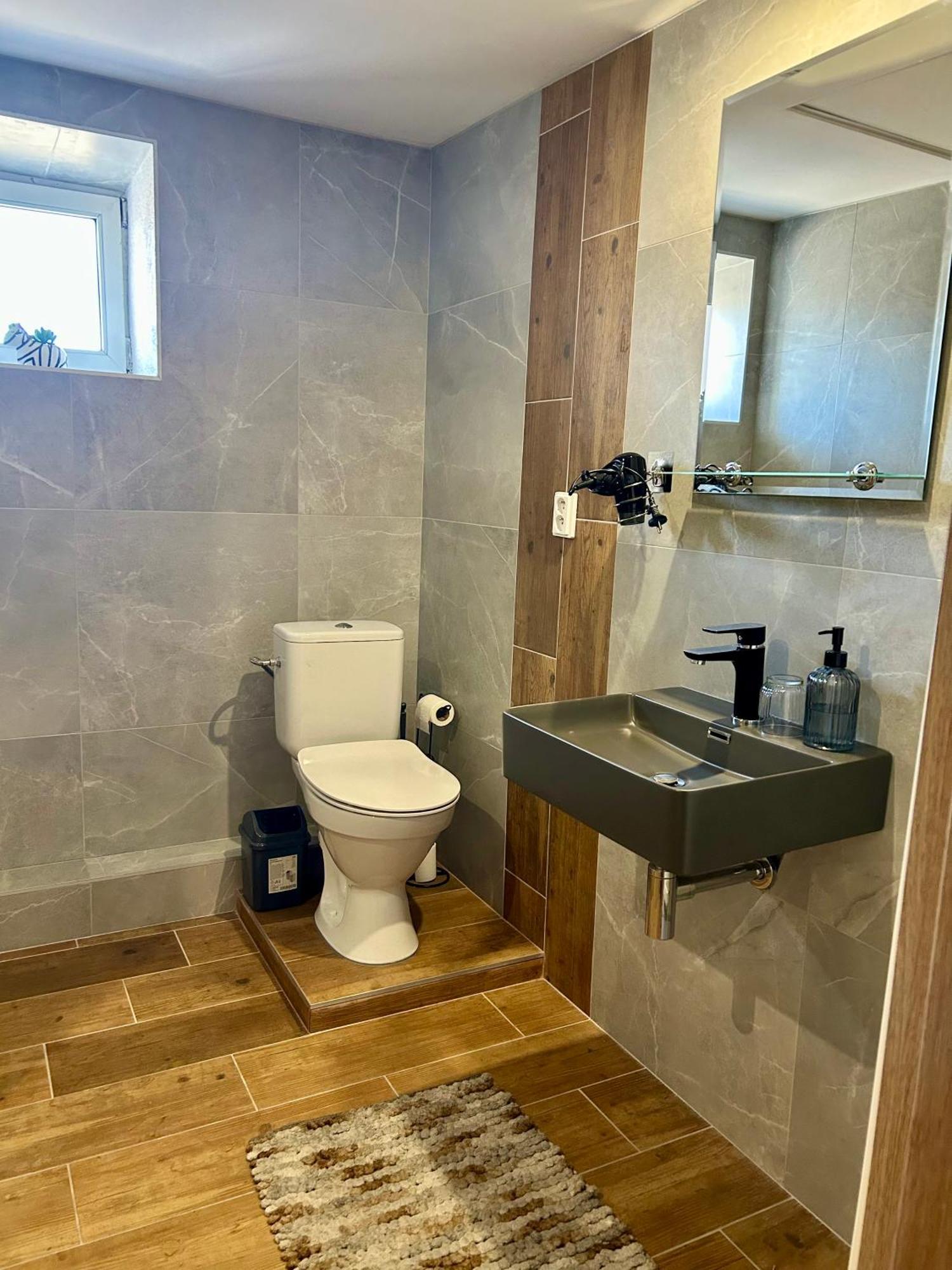 Apartman Velicka Vinaren Poprad Exterior photo